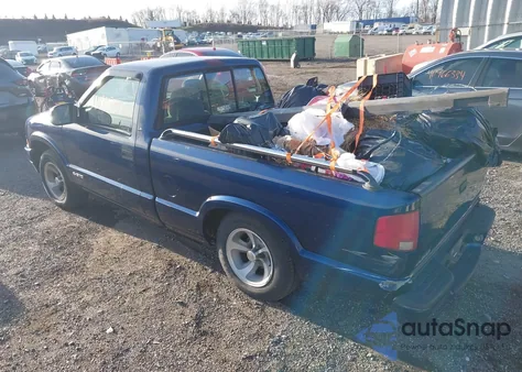 2000 Chevrolet S-10 Ls from USA, damaged, VIN 1GCCS1444YK107451